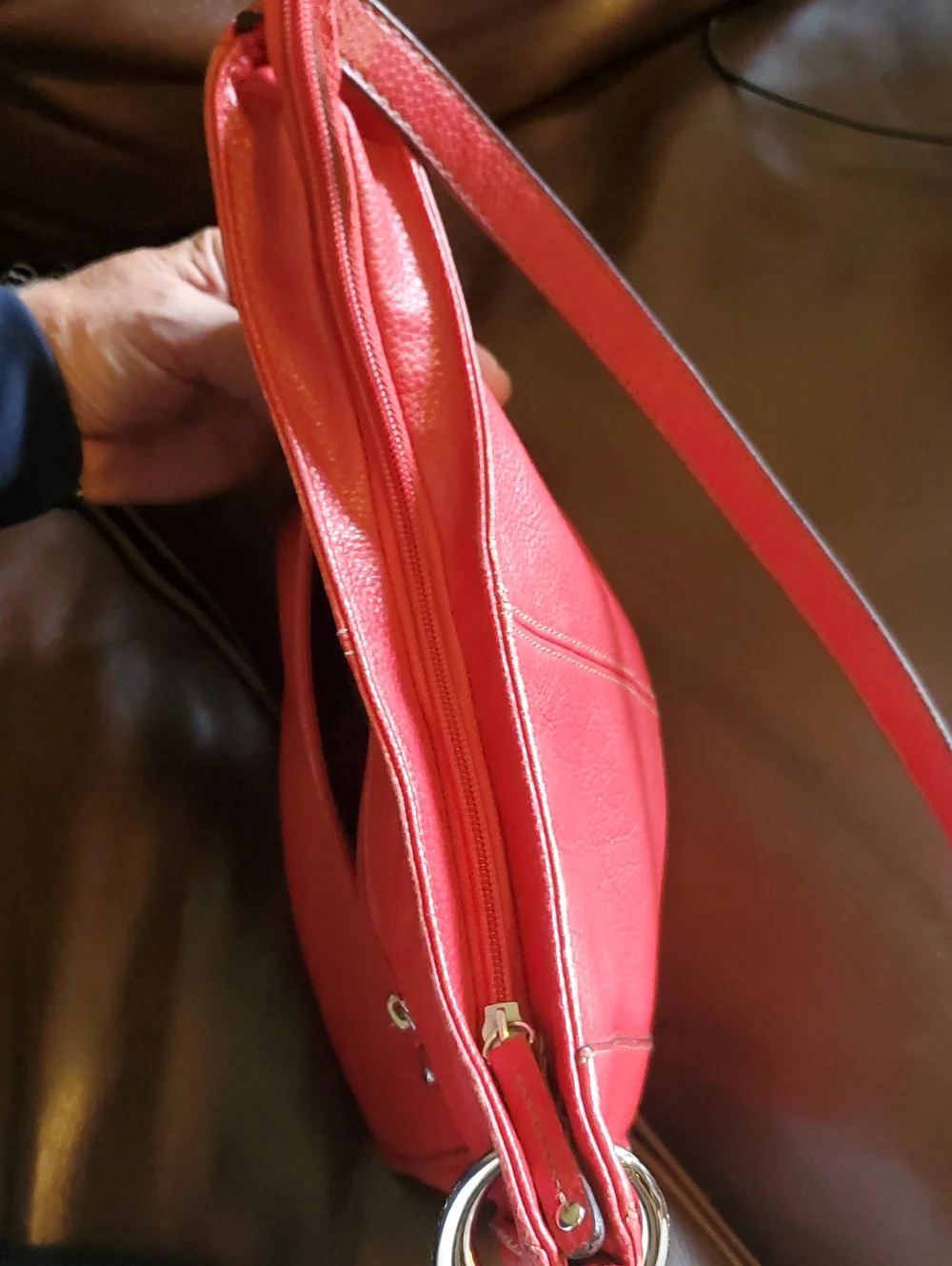 Tignanello Red 100% pebble Leather HOBO Handbag 6 Pocket! Silver Hardware - Picture 11 of 16